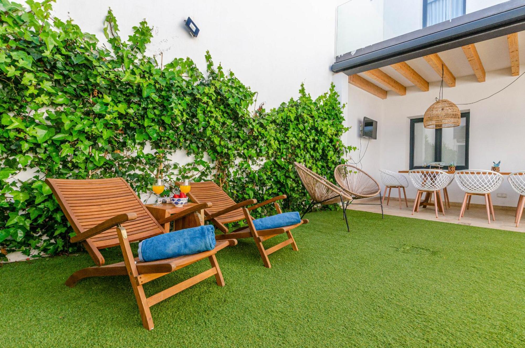 Yourhouse Els Nins